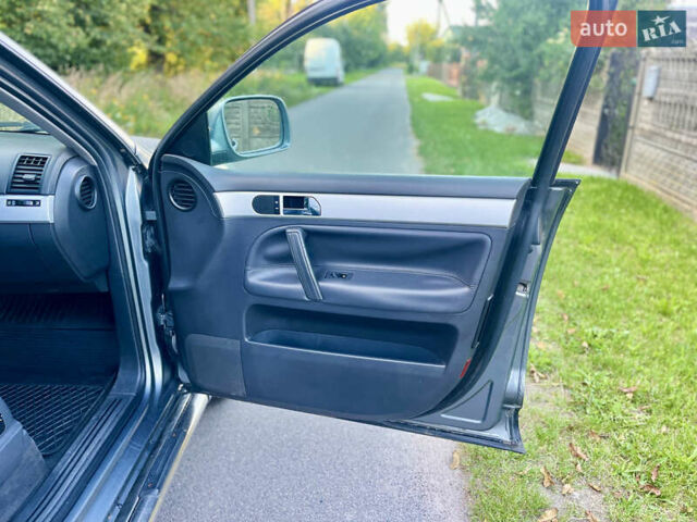 Зеленый Фольксваген Туарег, объемом двигателя 2.5 л и пробегом 303 тыс. км за 2999 $, фото 36 на Automoto.ua