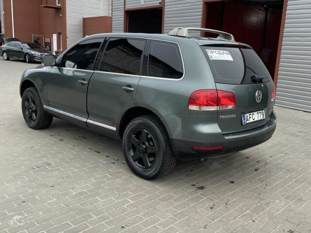 Зеленый Фольксваген Туарег, объемом двигателя 3.2 л и пробегом 111 тыс. км за 5000 $, фото 4 на Automoto.ua