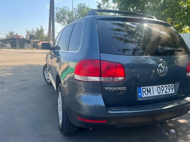 Зеленый Фольксваген Туарег, объемом двигателя 2.5 л и пробегом 281 тыс. км за 5000 $, фото 4 на Automoto.ua