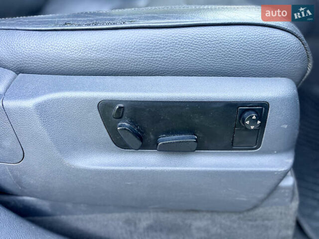 Зеленый Фольксваген Туарег, объемом двигателя 2.5 л и пробегом 303 тыс. км за 2999 $, фото 37 на Automoto.ua