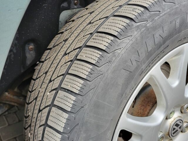 Зеленый Фольксваген Туарег, объемом двигателя 2.5 л и пробегом 350 тыс. км за 8600 $, фото 12 на Automoto.ua