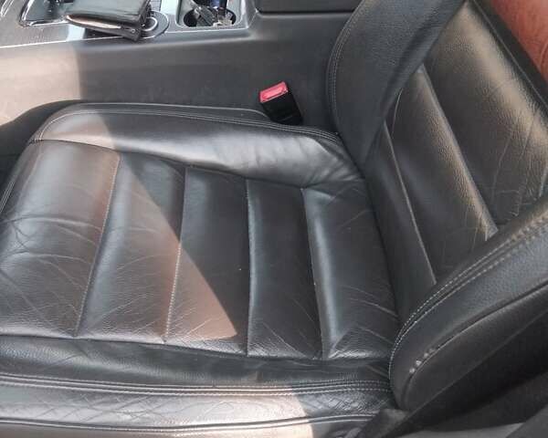 Зеленый Фольксваген Туарег, объемом двигателя 2.97 л и пробегом 408 тыс. км за 8200 $, фото 5 на Automoto.ua