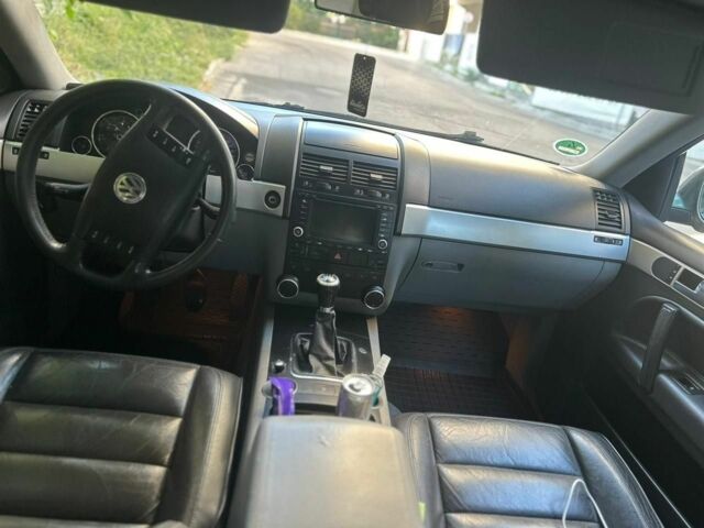 Зеленый Фольксваген Туарег, объемом двигателя 0 л и пробегом 325 тыс. км за 5000 $, фото 1 на Automoto.ua