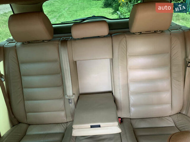 Зелений Фольксваген Туарег, об'ємом двигуна 3 л та пробігом 380 тис. км за 7200 $, фото 25 на Automoto.ua