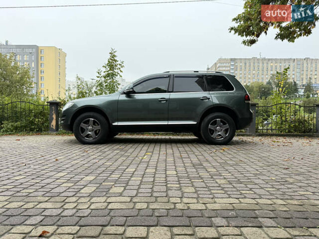 Зеленый Фольксваген Туарег, объемом двигателя 2.97 л и пробегом 350 тыс. км за 13999 $, фото 15 на Automoto.ua