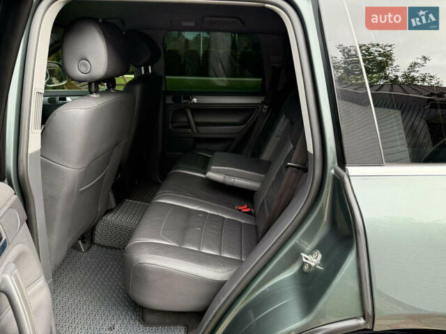 Зеленый Фольксваген Туарег, объемом двигателя 2.97 л и пробегом 350 тыс. км за 13999 $, фото 19 на Automoto.ua