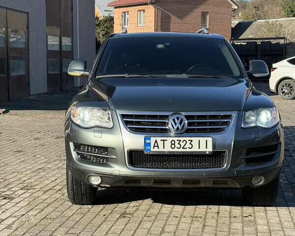 Зеленый Фольксваген Туарег, объемом двигателя 2.97 л и пробегом 350 тыс. км за 13999 $, фото 8 на Automoto.ua