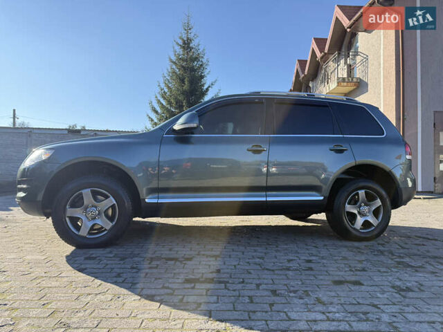 Зеленый Фольксваген Туарег, объемом двигателя 2.97 л и пробегом 350 тыс. км за 13999 $, фото 14 на Automoto.ua