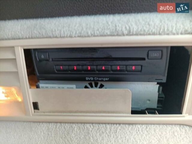 Зелений Фольксваген Туарег, об'ємом двигуна 2.97 л та пробігом 445 тис. км за 16800 $, фото 25 на Automoto.ua