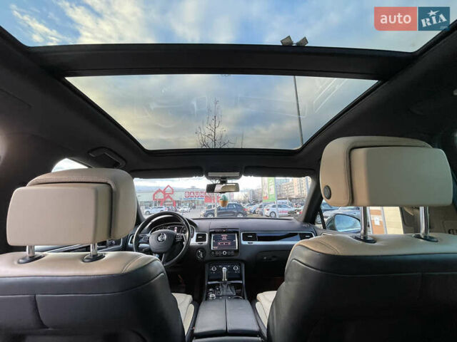 Зеленый Фольксваген Туарег, объемом двигателя 2.97 л и пробегом 279 тыс. км за 22000 $, фото 24 на Automoto.ua