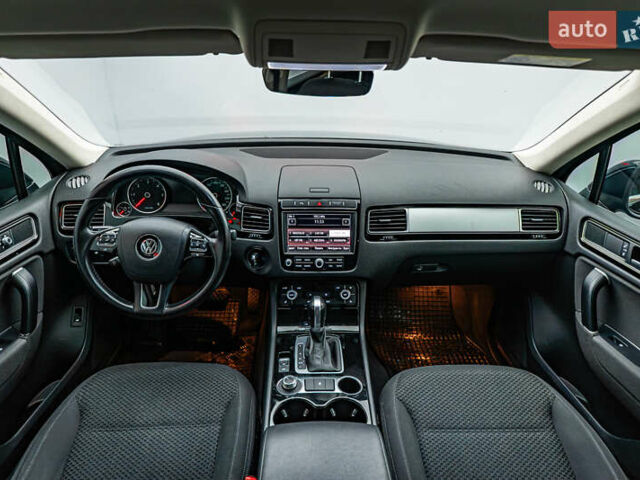 Зеленый Фольксваген Туарег, объемом двигателя 3 л и пробегом 212 тыс. км за 23465 $, фото 9 на Automoto.ua