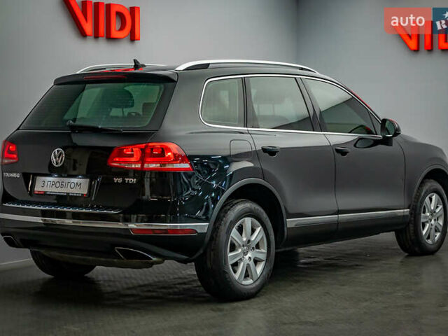 Зеленый Фольксваген Туарег, объемом двигателя 3 л и пробегом 212 тыс. км за 23465 $, фото 3 на Automoto.ua