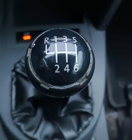 Белый Фольксваген Туран, объемом двигателя 1.9 л и пробегом 376 тыс. км за 4750 $, фото 58 на Automoto.ua