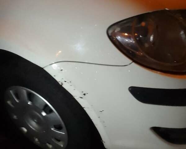 Белый Фольксваген Туран, объемом двигателя 1.98 л и пробегом 175 тыс. км за 6700 $, фото 8 на Automoto.ua