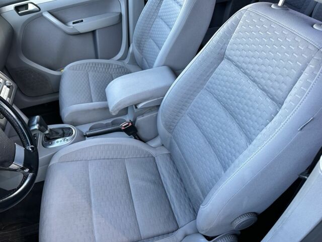 Білий Фольксваген Туран, об'ємом двигуна 1.9 л та пробігом 290 тис. км за 3350 $, фото 12 на Automoto.ua