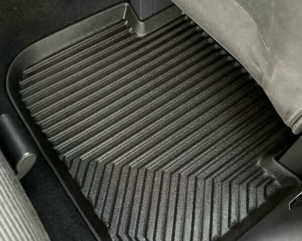 Белый Фольксваген Туран, объемом двигателя 1.6 л и пробегом 219 тыс. км за 7999 $, фото 20 на Automoto.ua