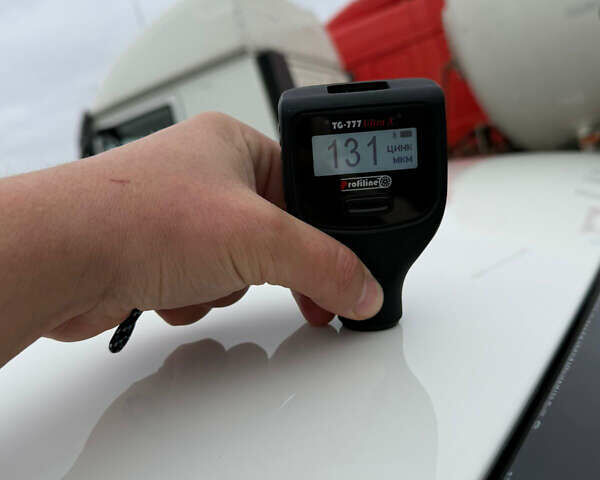 Білий Фольксваген Туран, об'ємом двигуна 1.6 л та пробігом 218 тис. км за 7999 $, фото 23 на Automoto.ua