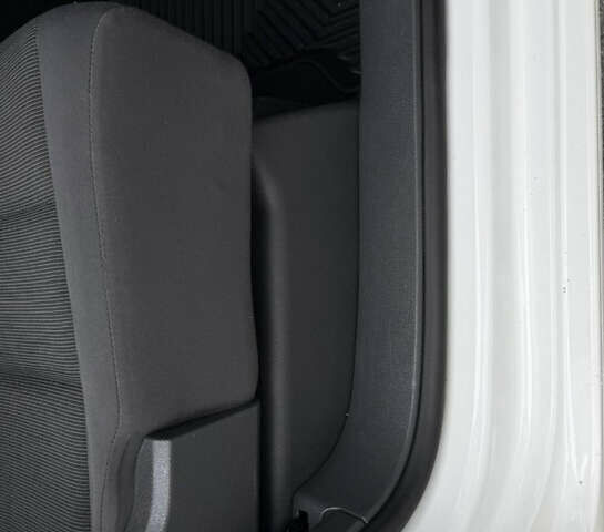 Белый Фольксваген Туран, объемом двигателя 1.6 л и пробегом 219 тыс. км за 7999 $, фото 17 на Automoto.ua