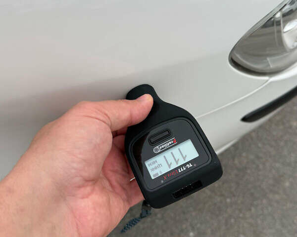 Білий Фольксваген Туран, об'ємом двигуна 1.6 л та пробігом 218 тис. км за 7999 $, фото 68 на Automoto.ua