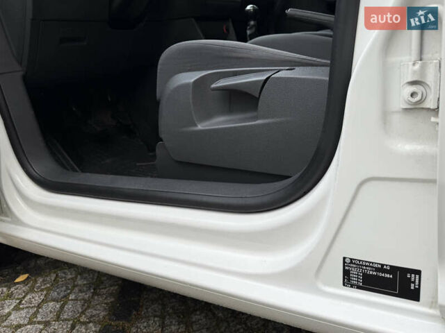 Білий Фольксваген Туран, об'ємом двигуна 1.6 л та пробігом 218 тис. км за 8499 $, фото 17 на Automoto.ua