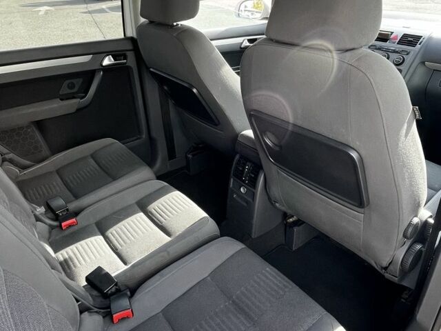 Білий Фольксваген Туран, об'ємом двигуна 1.4 л та пробігом 197 тис. км за 6300 $, фото 7 на Automoto.ua