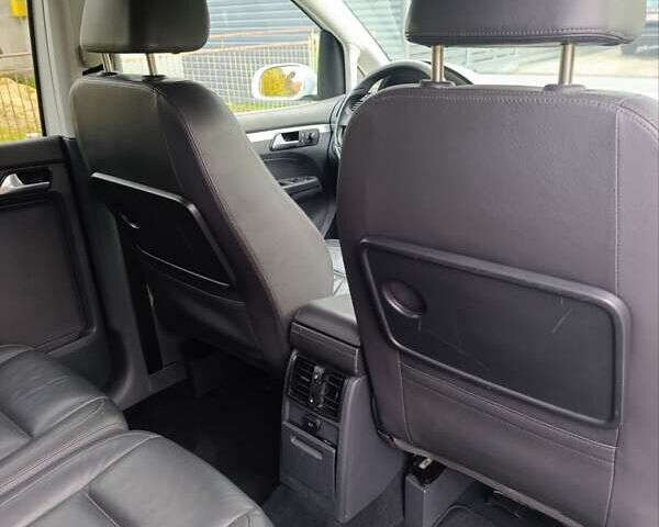 Белый Фольксваген Туран, объемом двигателя 1.4 л и пробегом 182 тыс. км за 8400 $, фото 38 на Automoto.ua