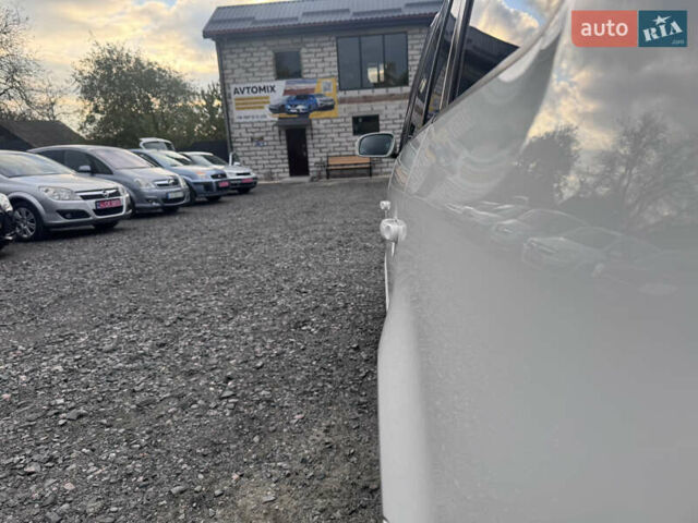 Білий Фольксваген Туран, об'ємом двигуна 1.6 л та пробігом 200 тис. км за 8700 $, фото 20 на Automoto.ua