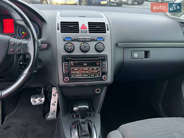 Білий Фольксваген Туран, об'ємом двигуна 1.4 л та пробігом 197 тис. км за 6490 $, фото 26 на Automoto.ua