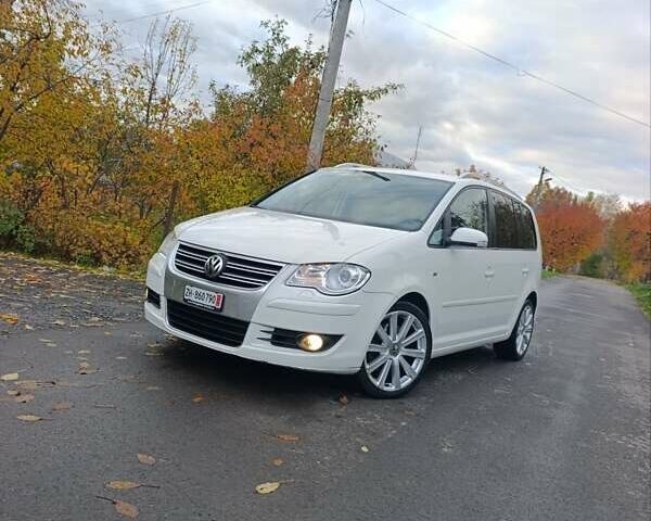 Белый Фольксваген Туран, объемом двигателя 1.4 л и пробегом 182 тыс. км за 8400 $, фото 13 на Automoto.ua