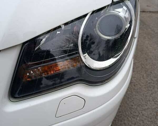 Белый Фольксваген Туран, объемом двигателя 1.6 л и пробегом 187 тыс. км за 6999 $, фото 14 на Automoto.ua