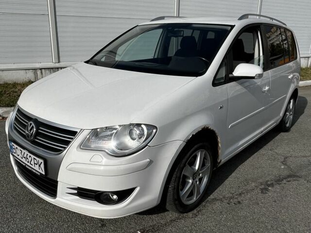 Білий Фольксваген Туран, об'ємом двигуна 1.4 л та пробігом 197 тис. км за 6300 $, фото 2 на Automoto.ua