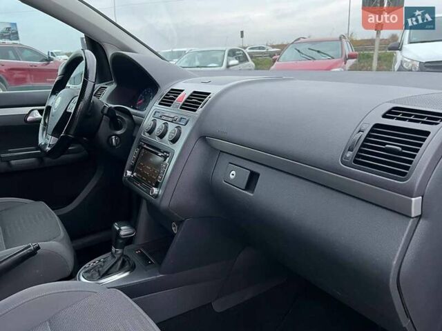 Білий Фольксваген Туран, об'ємом двигуна 1.4 л та пробігом 197 тис. км за 6490 $, фото 40 на Automoto.ua