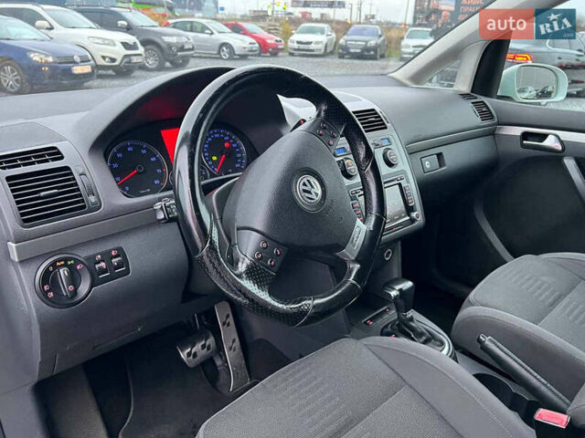 Білий Фольксваген Туран, об'ємом двигуна 1.4 л та пробігом 197 тис. км за 6490 $, фото 16 на Automoto.ua