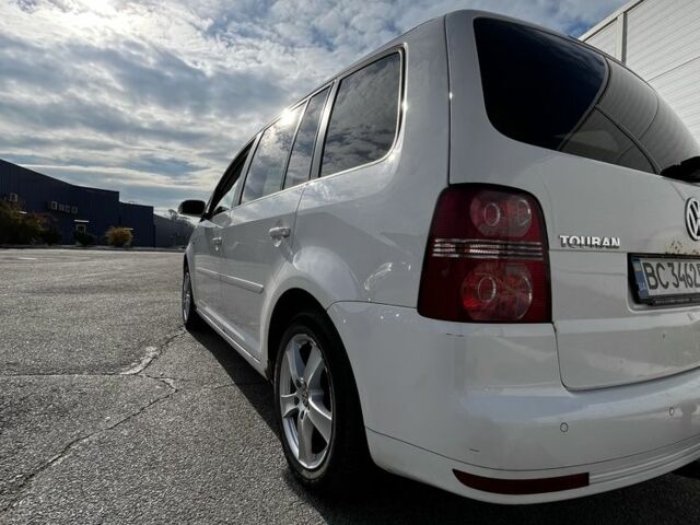 Білий Фольксваген Туран, об'ємом двигуна 1.4 л та пробігом 197 тис. км за 6300 $, фото 5 на Automoto.ua