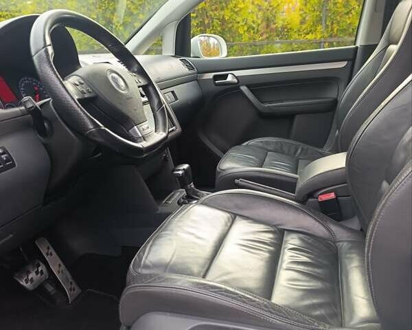 Белый Фольксваген Туран, объемом двигателя 1.4 л и пробегом 182 тыс. км за 8400 $, фото 64 на Automoto.ua