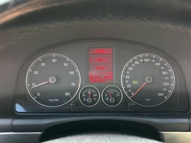 Білий Фольксваген Туран, об'ємом двигуна 1.4 л та пробігом 197 тис. км за 6300 $, фото 22 на Automoto.ua