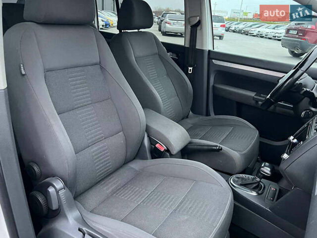 Білий Фольксваген Туран, об'ємом двигуна 1.4 л та пробігом 197 тис. км за 6490 $, фото 39 на Automoto.ua