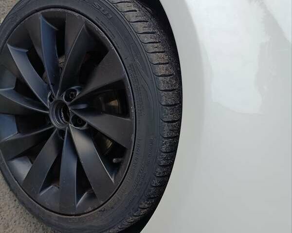 Белый Фольксваген Туран, объемом двигателя 1.6 л и пробегом 186 тыс. км за 7800 $, фото 28 на Automoto.ua