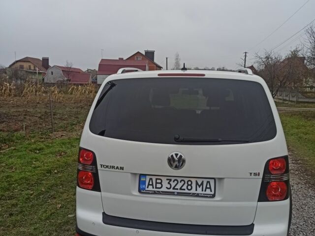 Белый Фольксваген Туран, объемом двигателя 1.4 л и пробегом 208 тыс. км за 8600 $, фото 4 на Automoto.ua