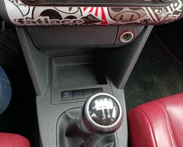 Белый Фольксваген Туран, объемом двигателя 1.6 л и пробегом 187 тыс. км за 6999 $, фото 25 на Automoto.ua