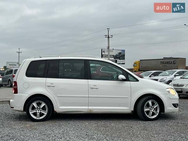 Білий Фольксваген Туран, об'ємом двигуна 1.4 л та пробігом 197 тис. км за 6490 $, фото 9 на Automoto.ua