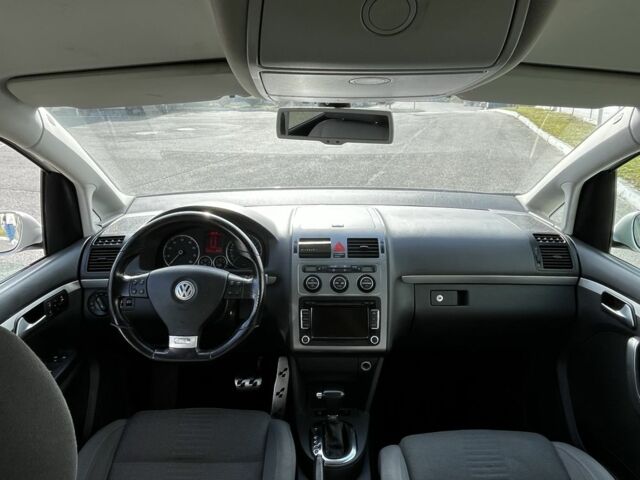 Білий Фольксваген Туран, об'ємом двигуна 1.4 л та пробігом 197 тис. км за 6300 $, фото 6 на Automoto.ua