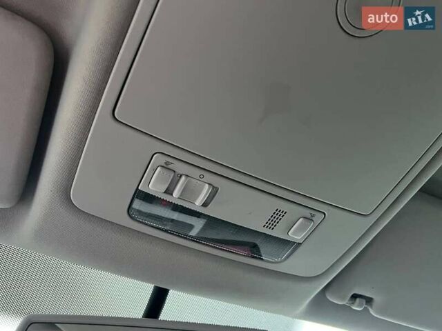 Білий Фольксваген Туран, об'ємом двигуна 1.4 л та пробігом 197 тис. км за 6490 $, фото 31 на Automoto.ua