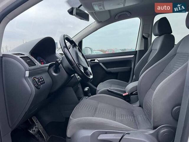 Білий Фольксваген Туран, об'ємом двигуна 1.4 л та пробігом 197 тис. км за 6490 $, фото 18 на Automoto.ua