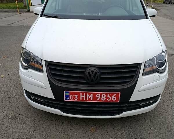 Белый Фольксваген Туран, объемом двигателя 1.6 л и пробегом 187 тыс. км за 6999 $, фото 13 на Automoto.ua