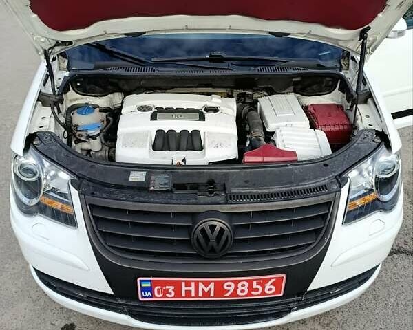 Белый Фольксваген Туран, объемом двигателя 1.6 л и пробегом 186 тыс. км за 7800 $, фото 46 на Automoto.ua