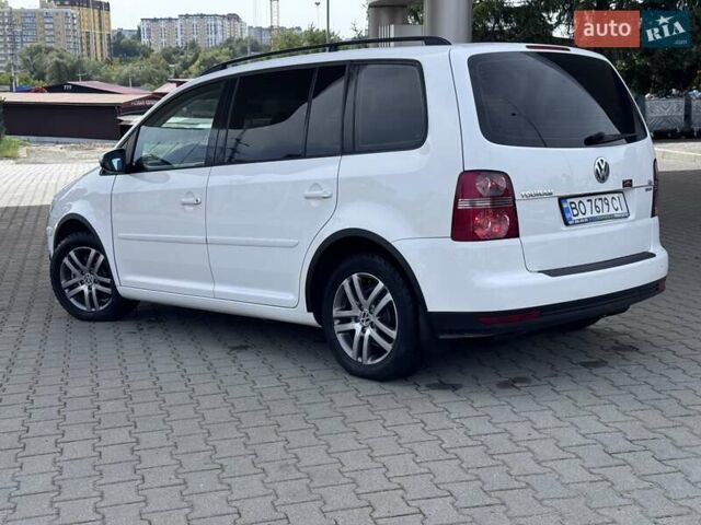 Білий Фольксваген Туран, об'ємом двигуна 1.4 л та пробігом 282 тис. км за 5700 $, фото 53 на Automoto.ua