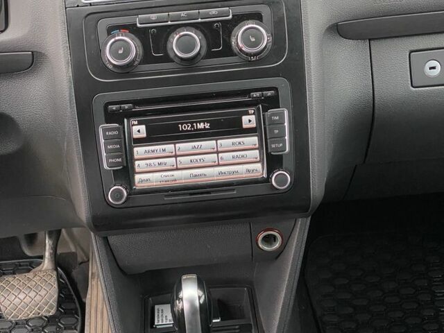 Білий Фольксваген Туран, об'ємом двигуна 1.4 л та пробігом 183 тис. км за 5500 $, фото 9 на Automoto.ua