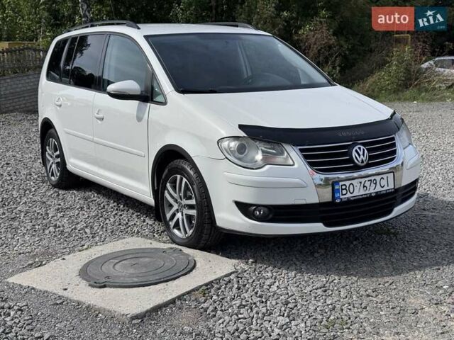 Білий Фольксваген Туран, об'ємом двигуна 1.4 л та пробігом 282 тис. км за 5700 $, фото 33 на Automoto.ua