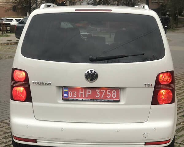Білий Фольксваген Туран, об'ємом двигуна 1.4 л та пробігом 230 тис. км за 7000 $, фото 4 на Automoto.ua